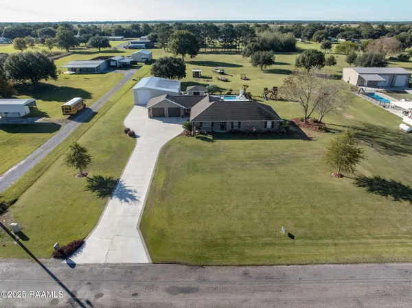 $475,000 | 17727 Dalton Road, Kaplan, LA 70548