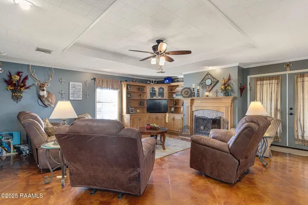 $475,000 | 17727 Dalton Road, Kaplan, LA 70548