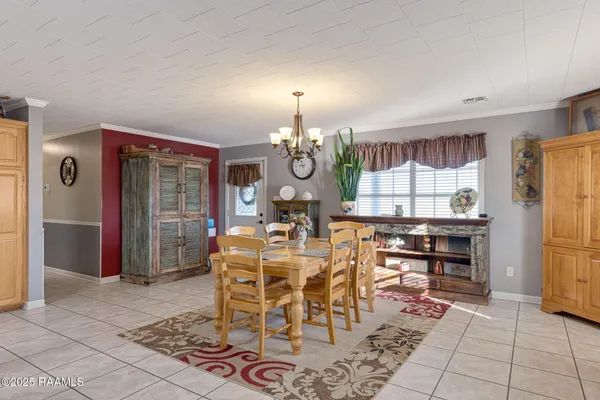 $475,000 | 17727 Dalton Road, Kaplan, LA 70548