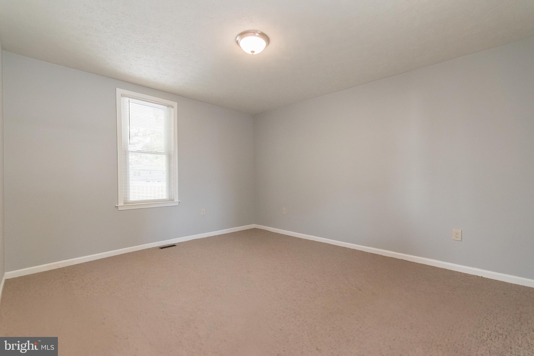316 East 4th Avenue Ranson, WV 25438 - Photo 21 of 43