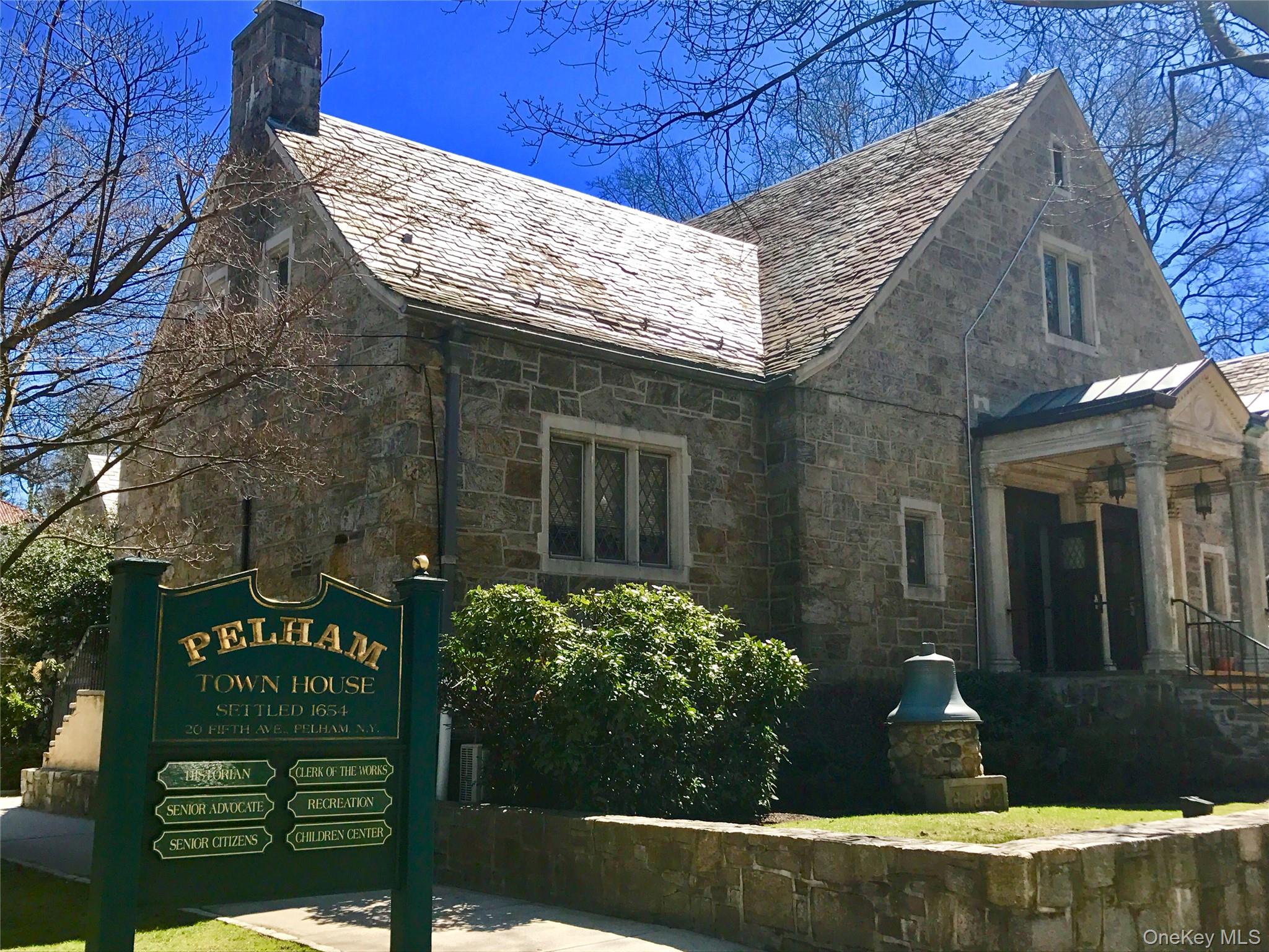 4810 Boston Post Road, Unit 4E Pelham, NY 10803 - Photo 22 of 26 a sign that is on the side of a building