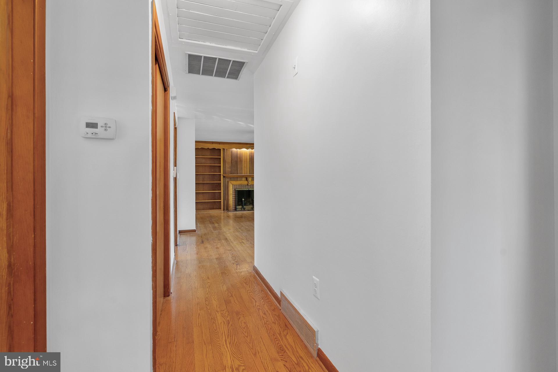 7927 Old Seventh Street Frederick, MD 21702 - Photo 5 of 33