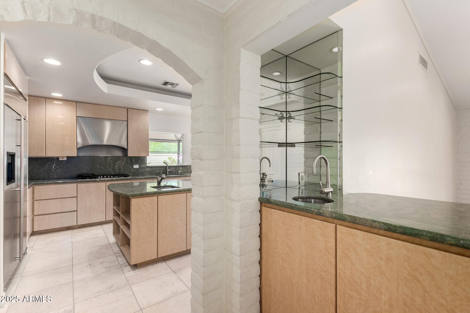 6516 East Maverick Road Paradise Valley, AZ 85253 - Photo 13 of 49 25 - Maverick