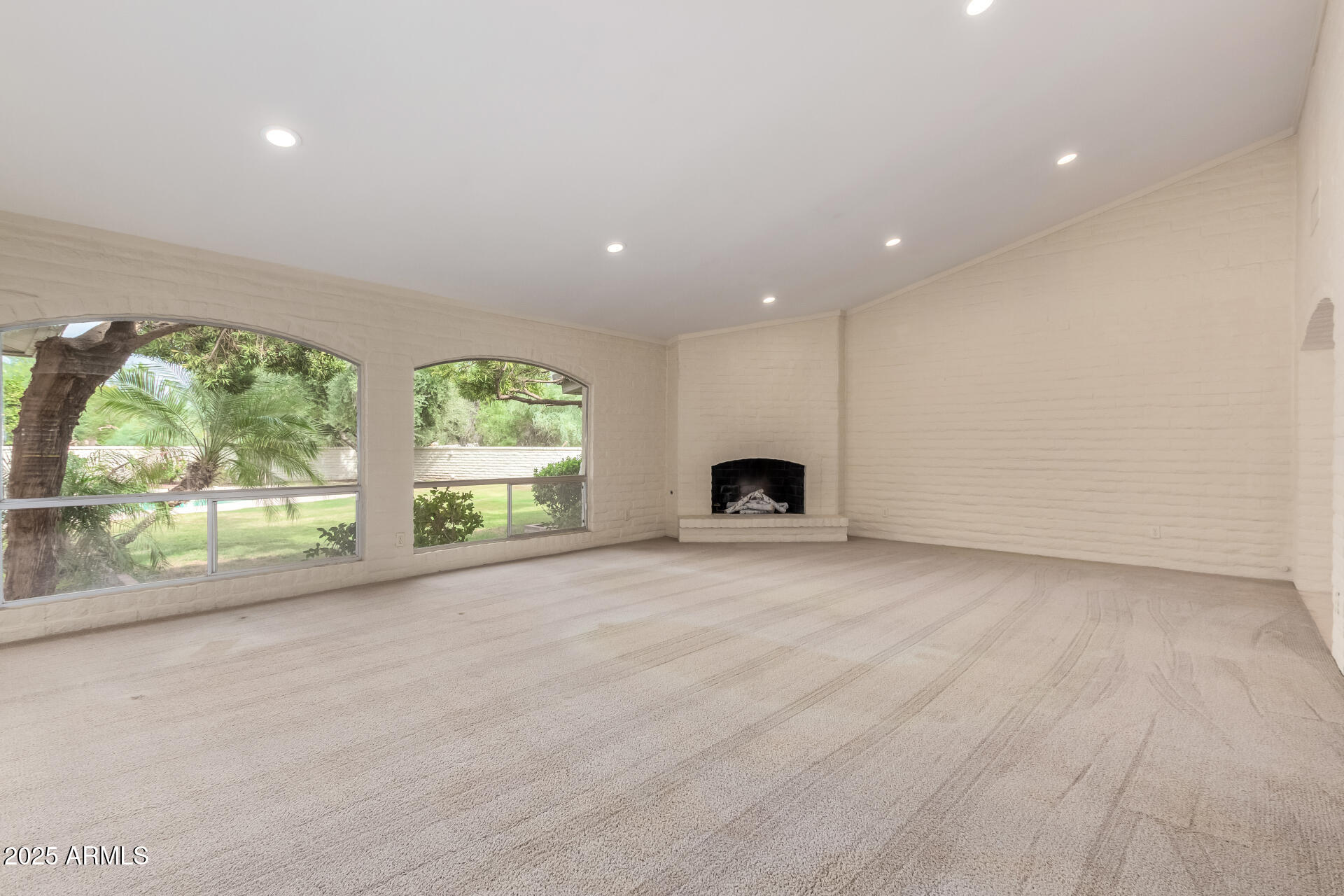 6516 East Maverick Road Paradise Valley, AZ 85253 - Photo 6 of 49 17 - Maverick