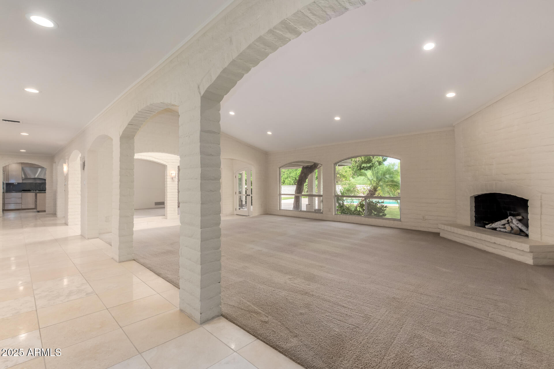 6516 East Maverick Road Paradise Valley, AZ 85253 - Photo 7 of 49 18 - Maverick