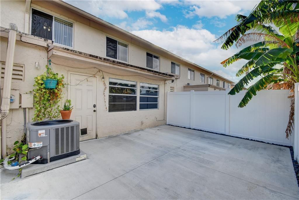 1759 Northwest 80th Avenue, Unit E Margate, FL 33063 - Photo 13 of 19 Photo 13