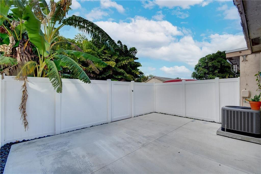 1759 Northwest 80th Avenue, Unit E Margate, FL 33063 - Photo 14 of 19 Photo 14