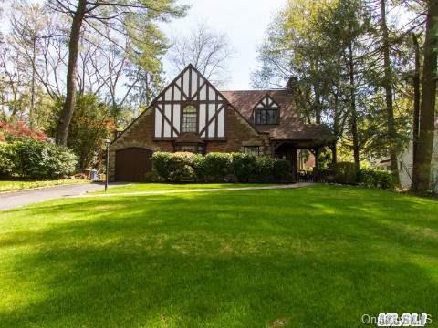 174 Quaker Ridge Road Manhasset, NY 11030 - Photo 1 of 1