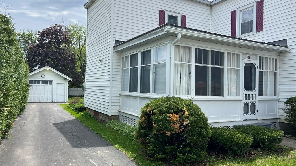 35 Pratt Street Rouses Point, NY 12979 - Photo 7 of 44 Gallery Image 7