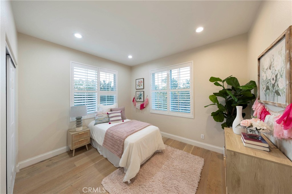43 Lessay Newport Coast, CA 92657 - Photo 23 of 29 Secondary Upstairs bedroom with intentional privacy.