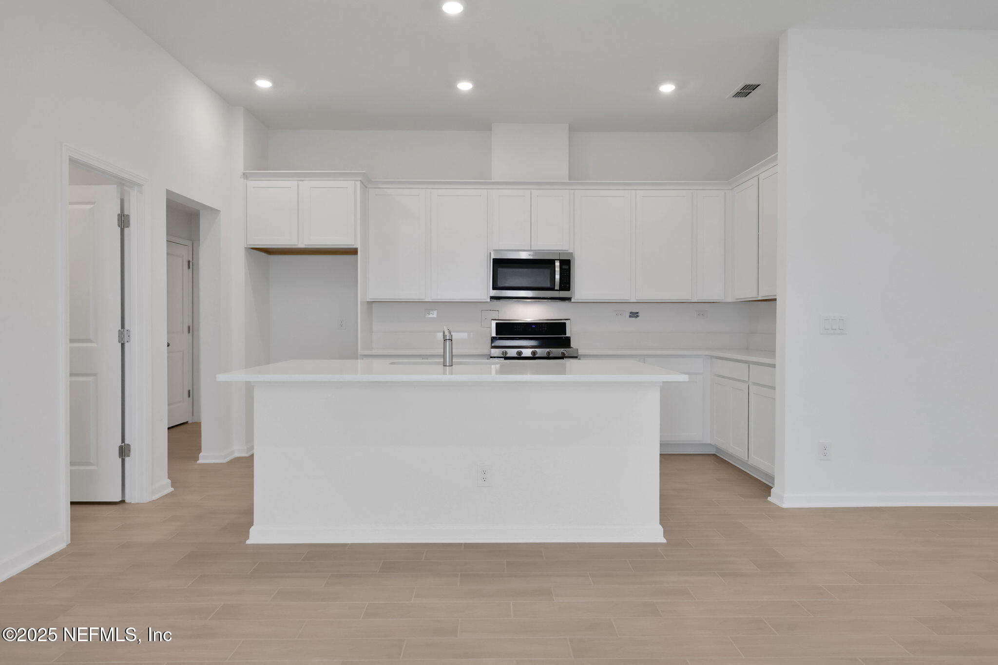 359 Pinzon Place St. Augustine, FL 32095 - Photo 12 of 32 24-web-or-mls-2Z2A8796