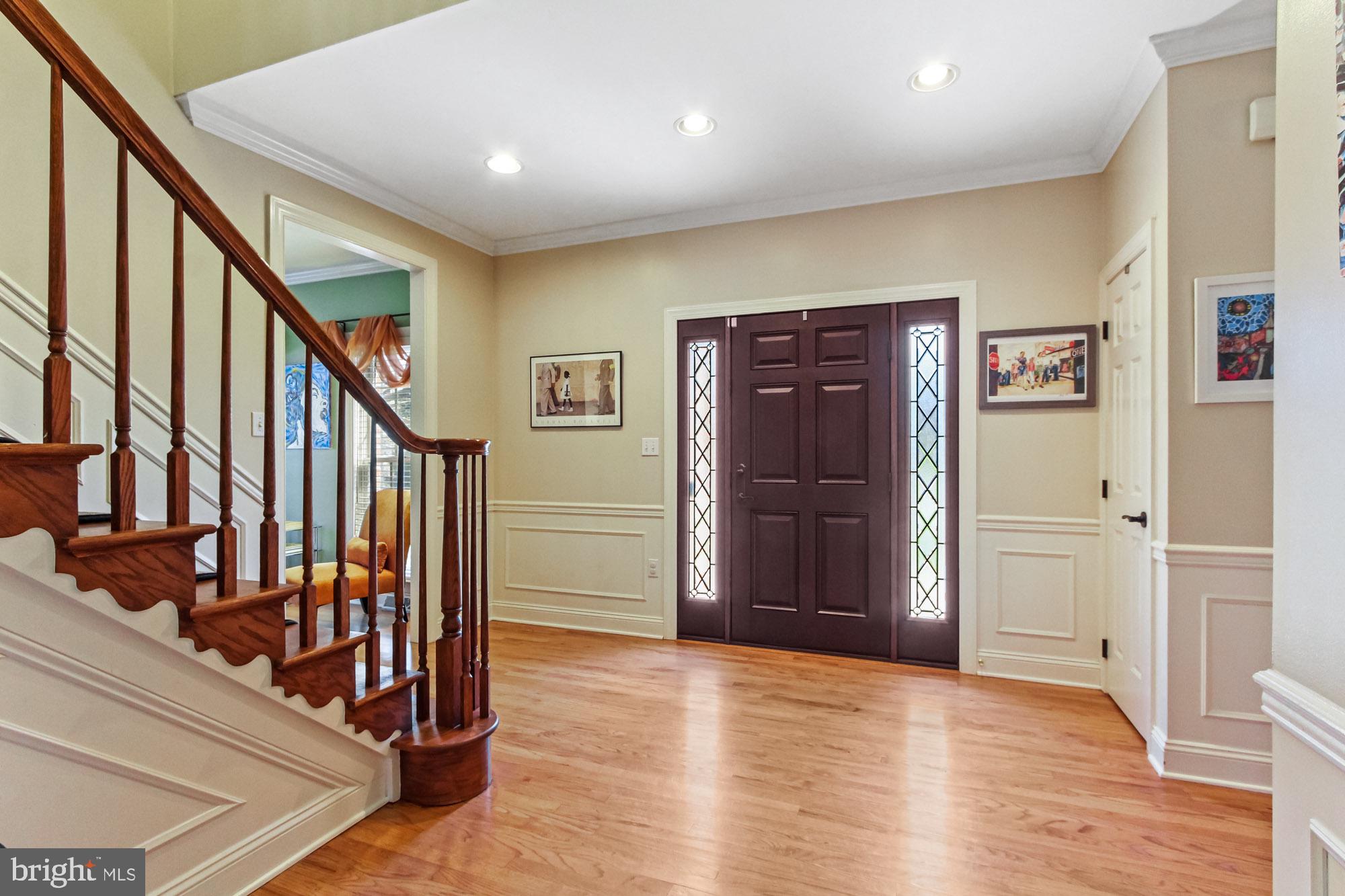 325 Dew Drop Road York, PA 17402 - Photo 3 of 38