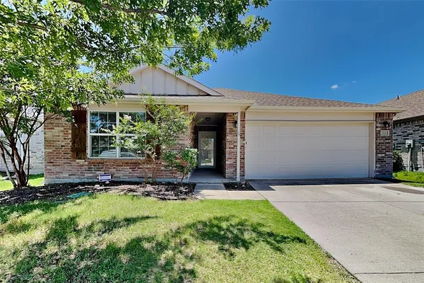 $2,150 | 1112 Rivers Creek Lane, Little Elm, TX 75068