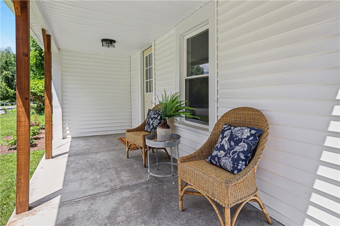 1195 Cork Road Victor, NY 14564 - Photo 2 of 33