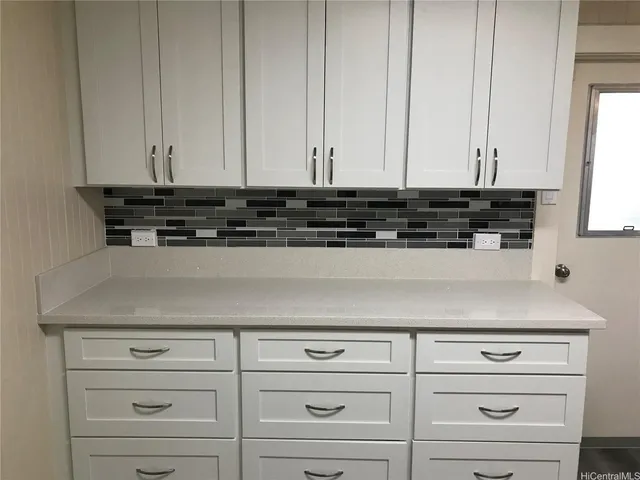 $3,000 | 1695 Kamamalu Avenue, Honolulu, HI 96813