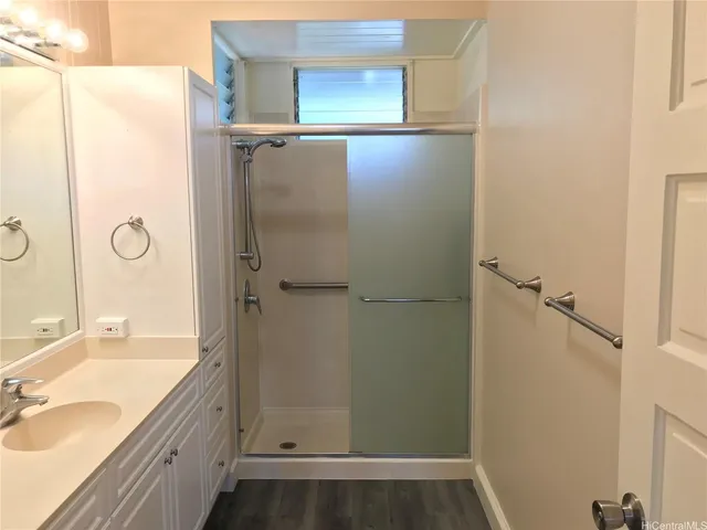 $3,000 | 1695 Kamamalu Avenue, Honolulu, HI 96813