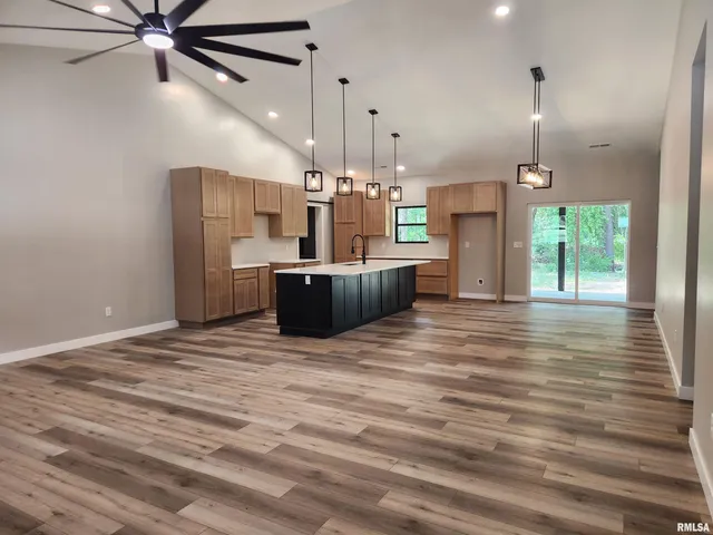 $475,000 | 14063 North Link Lane, Mount Vernon, IL 62864