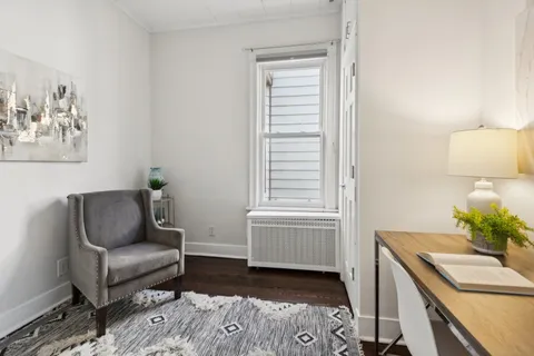 $950,000 | 1619 West Bryn Mawr Avenue, Chicago, IL 60640