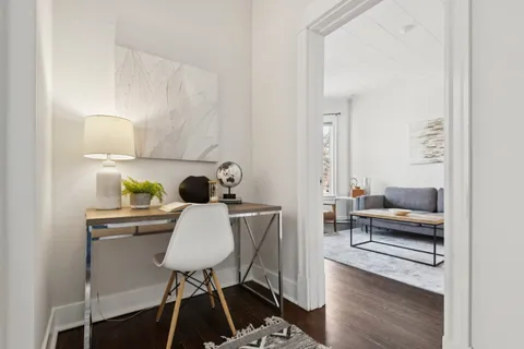 $950,000 | 1619 West Bryn Mawr Avenue, Chicago, IL 60640