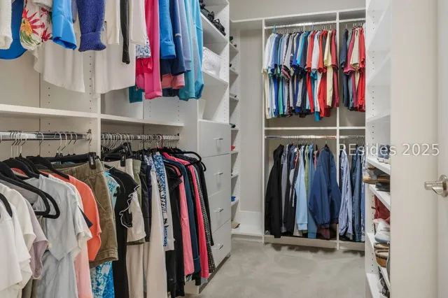 $700,000 | 123 Kings Creek Drive, Bluffton, SC 29909