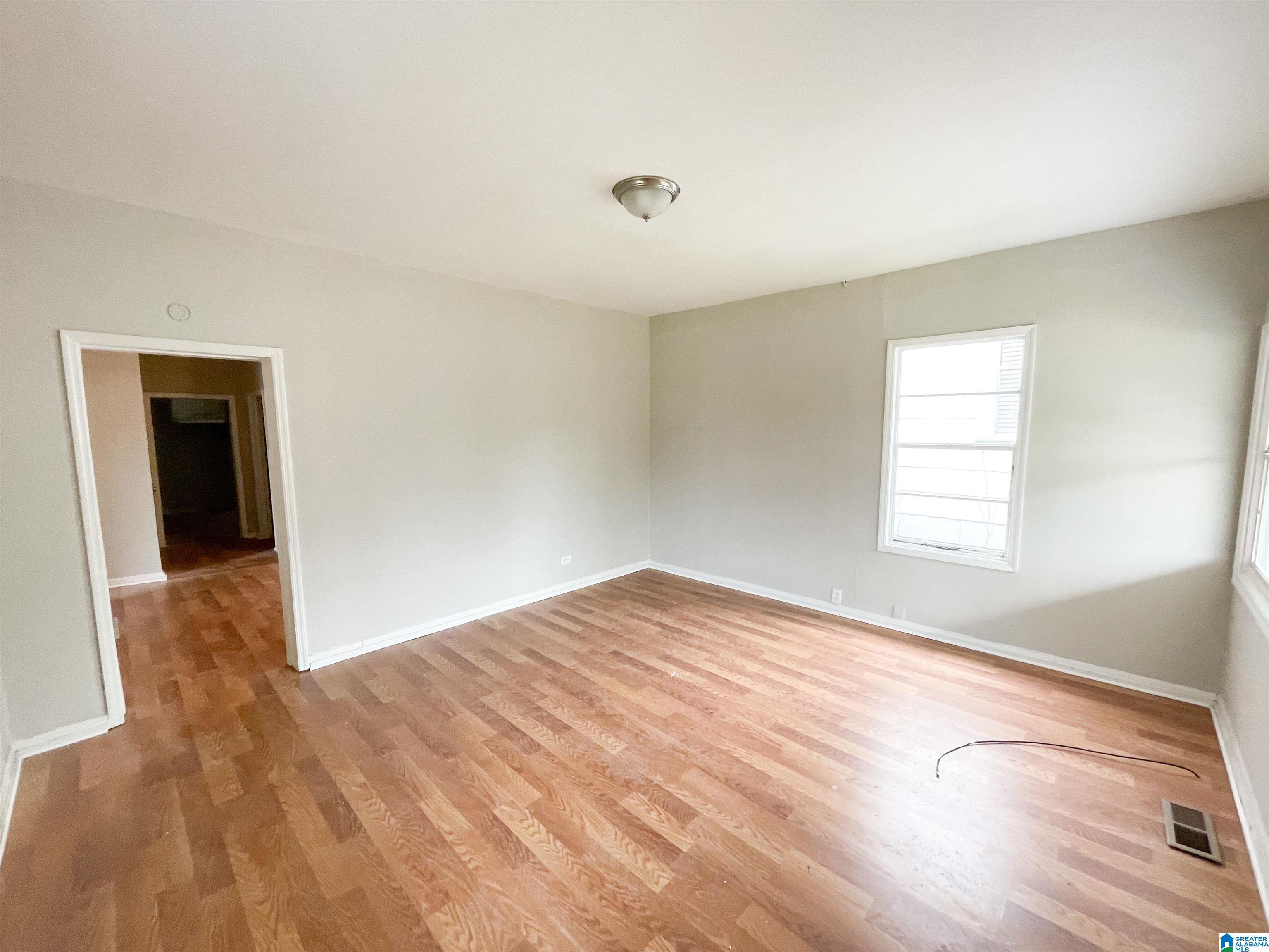 125 4th Avenue Southwest Birmingham, AL 35211 - Photo 5 of 12