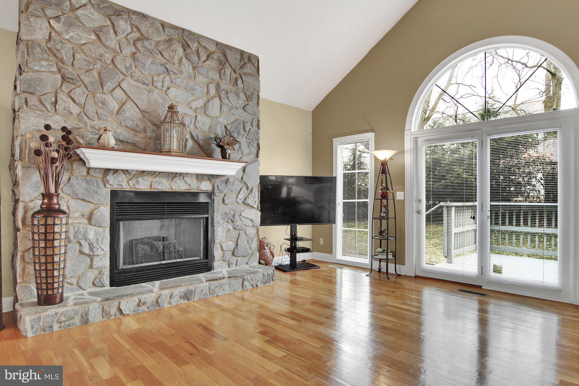 1335 Carriage House Road Middletown, PA 17057 - Photo 12 of 32 Living Room