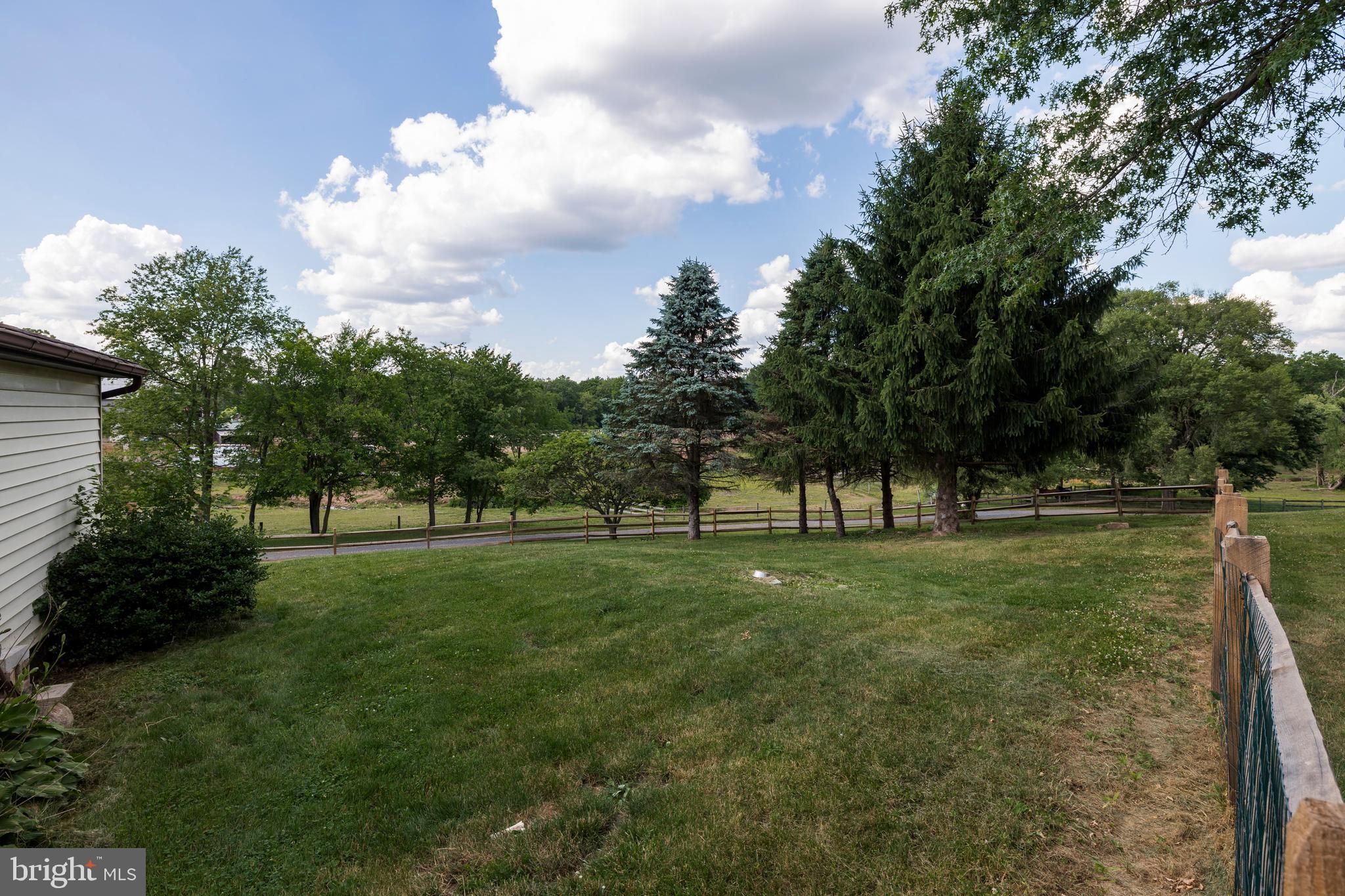 349 Saylors Mill Road Spring City, PA 19475 - Photo 32 of 40 Fenced area behind garage