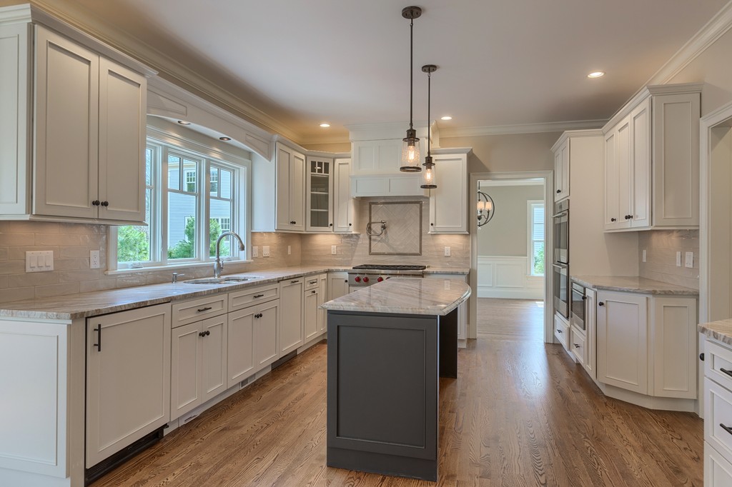18 Lexington Avenue Lexington, MA 02421 - Photo 8 of 24 Gallery Image 8
