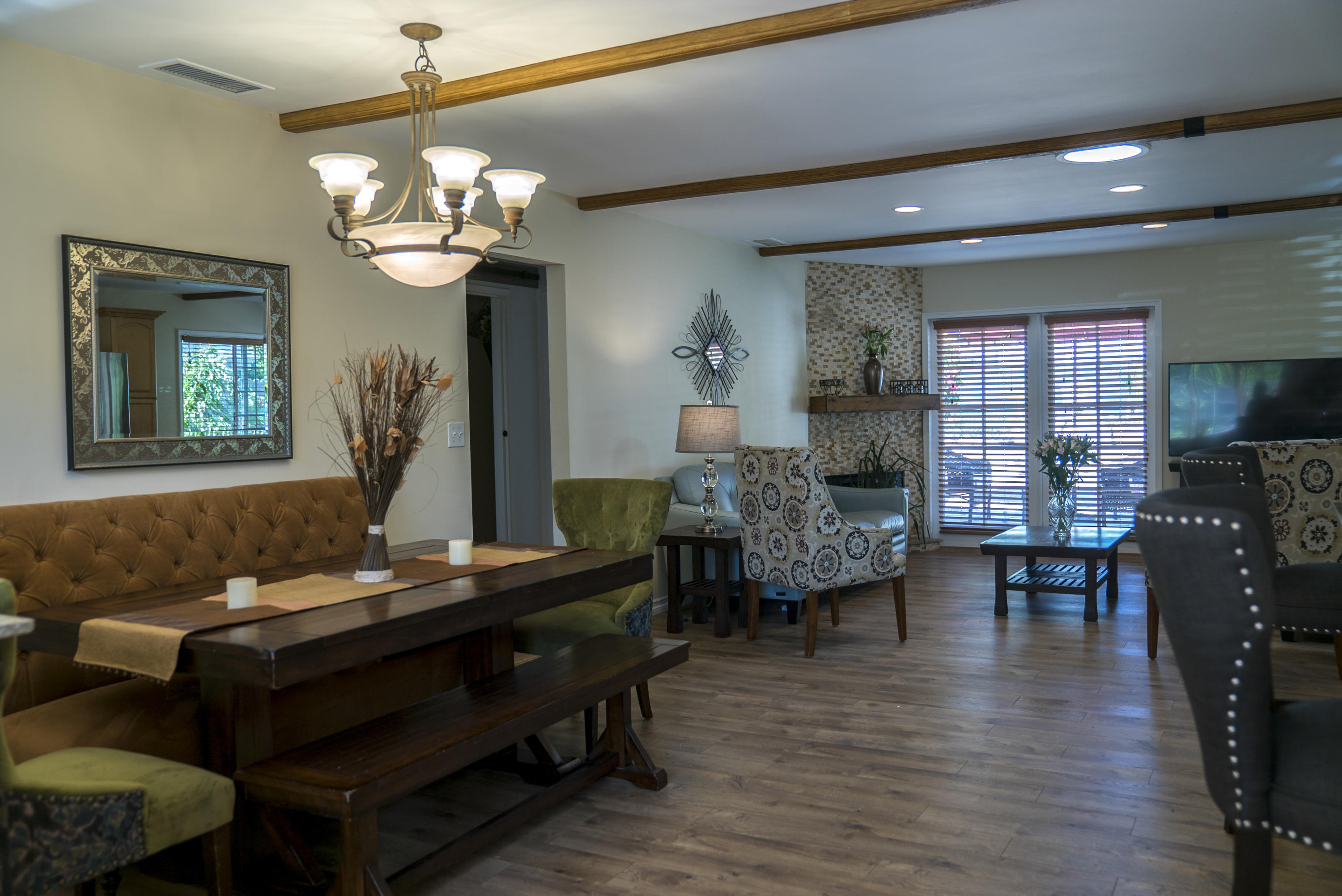 618 Tabor Lane Santa Barbara, CA 93108 - Photo 5 of 14 DSC05988-2