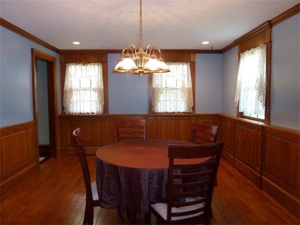 20 Dodge Road Marblehead, MA 01945 - Photo 3 of 16 a view of a dining room with furniture and window