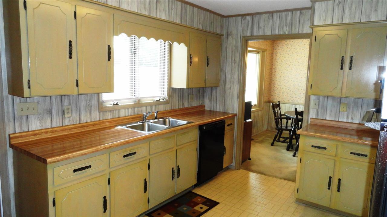 118 Tillotson Road Anderson, SC 29621 - Photo 7 of 30
