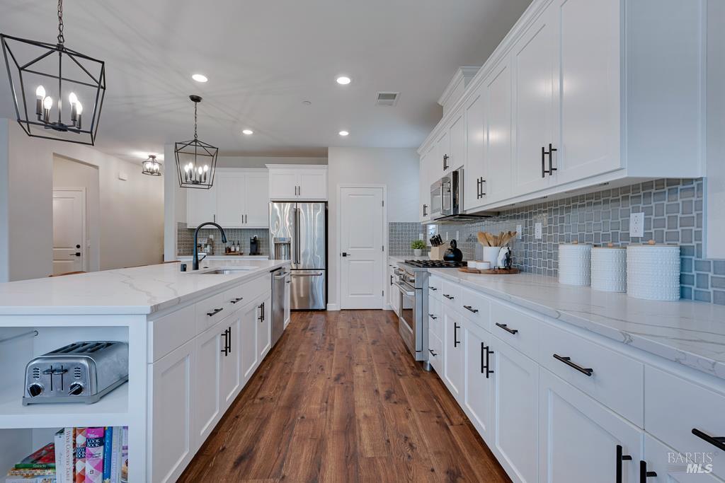 7447 Wendy Drive Rohnert Park, CA 94928 - Photo 8 of 52