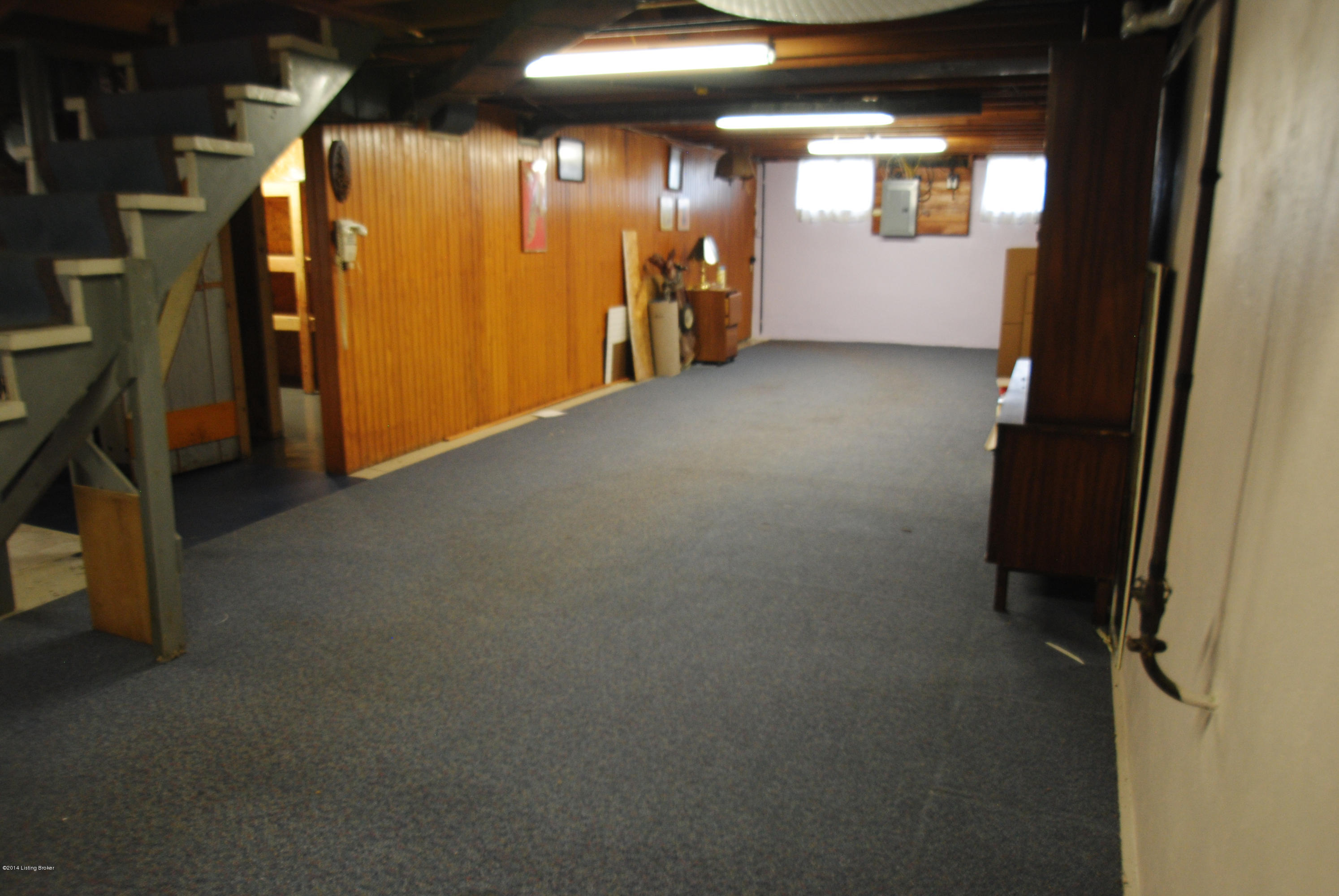 7603 Shepherdsville Road Louisville, KY 40219 - Photo 21 of 33 DSC_0442