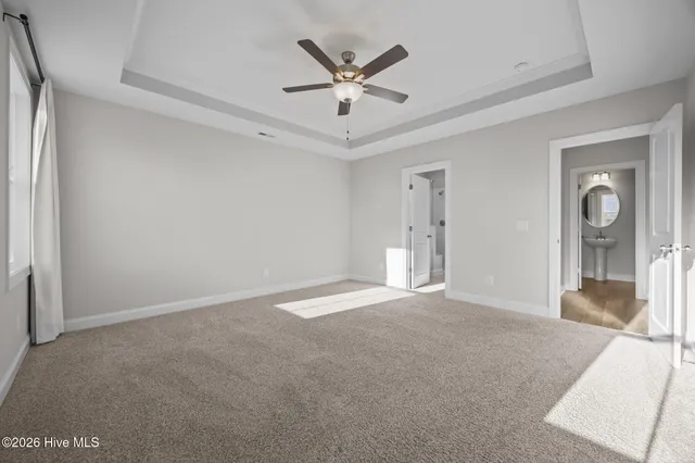 $459,900 | 604 Larkspur Lane, Hubert, NC 28539