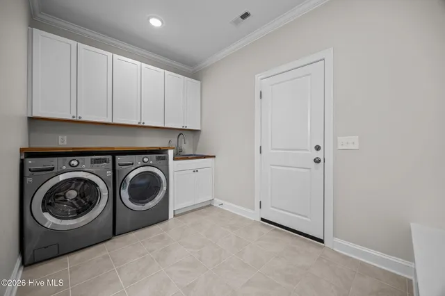 $459,900 | 604 Larkspur Lane, Hubert, NC 28539