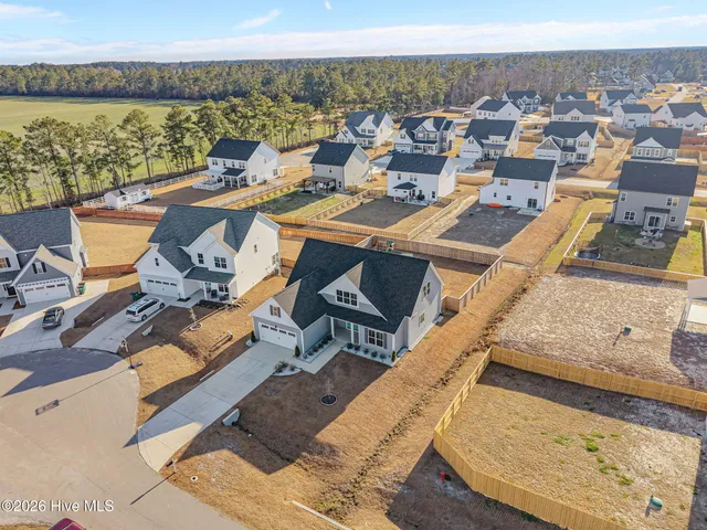 $459,900 | 604 Larkspur Lane, Hubert, NC 28539