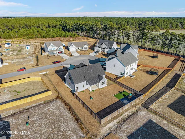 $459,900 | 604 Larkspur Lane, Hubert, NC 28539