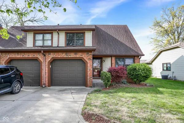 $199,000 | 243 East County Line Road, Greenwood, IN 46143