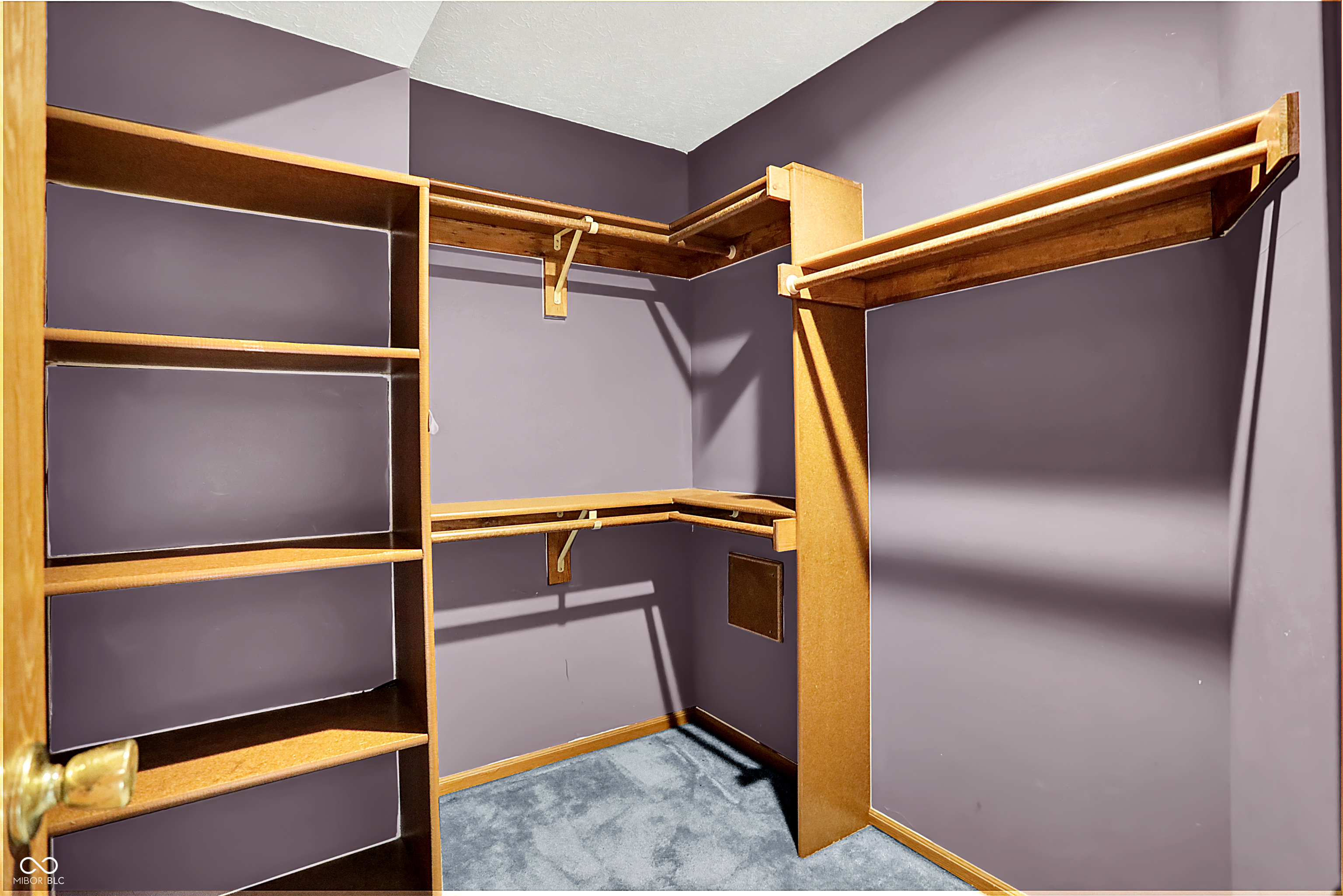 243 East County Line Road Greenwood, IN 46143 - Photo 25 of 42