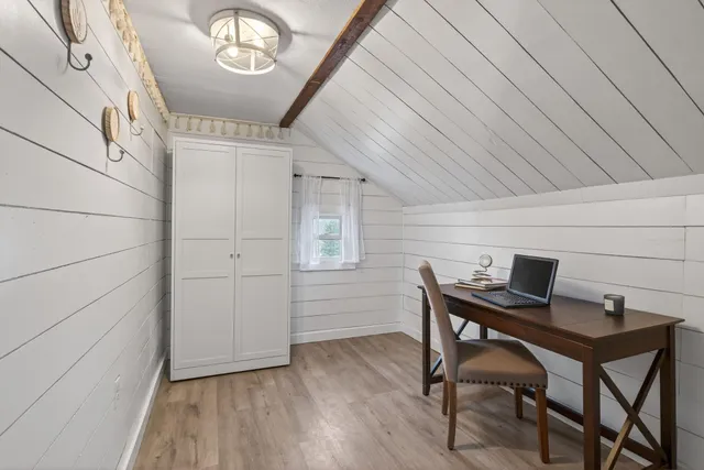 $297,400 | 6770 Cement City Road, Brooklyn, MI 49230