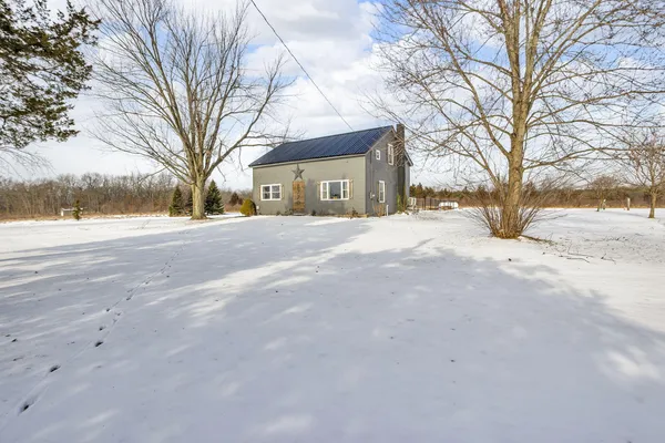 $289,900 | 6770 Cement City Road, Brooklyn, MI 49230