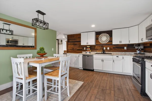 $289,900 | 6770 Cement City Road, Brooklyn, MI 49230