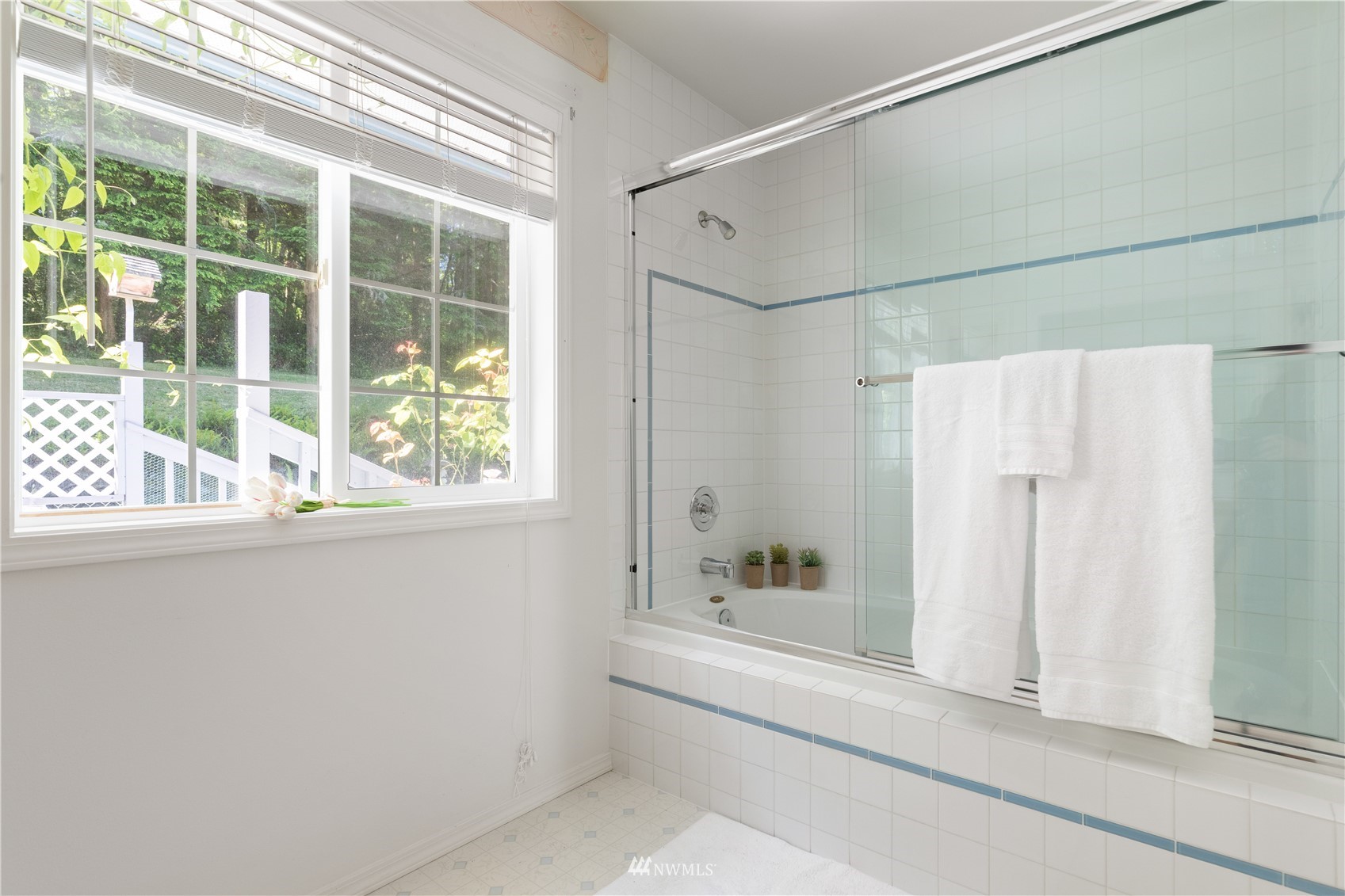 5086 Rodgers Road Oak Harbor, WA 98277 - Photo 18 of 39 Gallery Image 18
