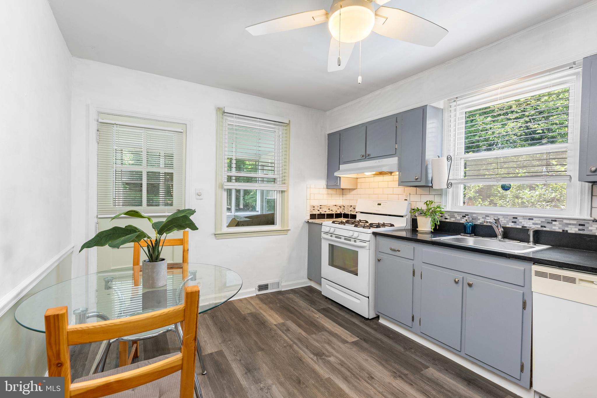 1123 Overbrook Road Baltimore, MD 21239 - Photo 12 of 42