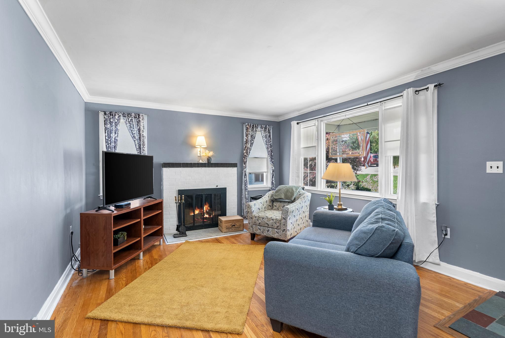 1123 Overbrook Road Baltimore, MD 21239 - Photo 2 of 42