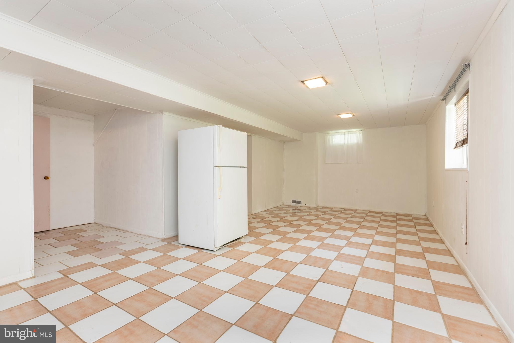 1123 Overbrook Road Baltimore, MD 21239 - Photo 29 of 42