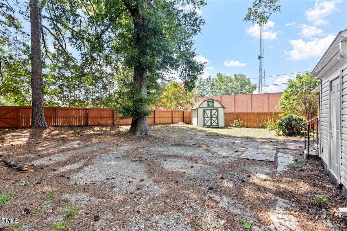 1621 Seminole Trail Raleigh, NC 27609 - Photo 22 of 25