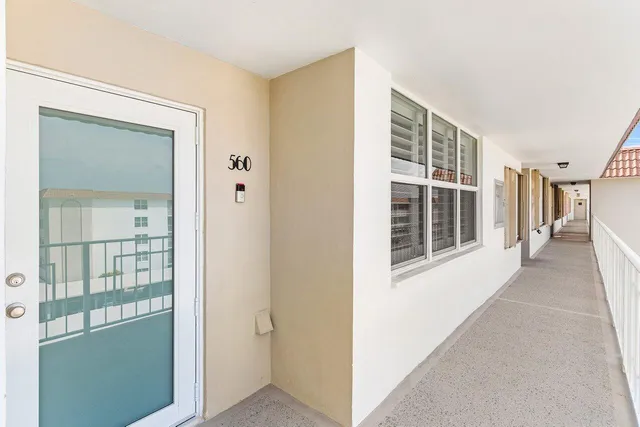 $545,000 | 920 Dogwood Drive, Unit 560, Delray Beach, FL 33483
