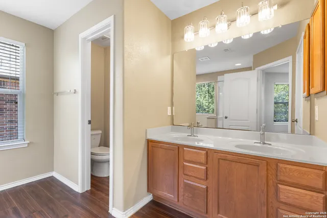 $499,950 | 2831 Dusseldorf, San Antonio, TX 78230