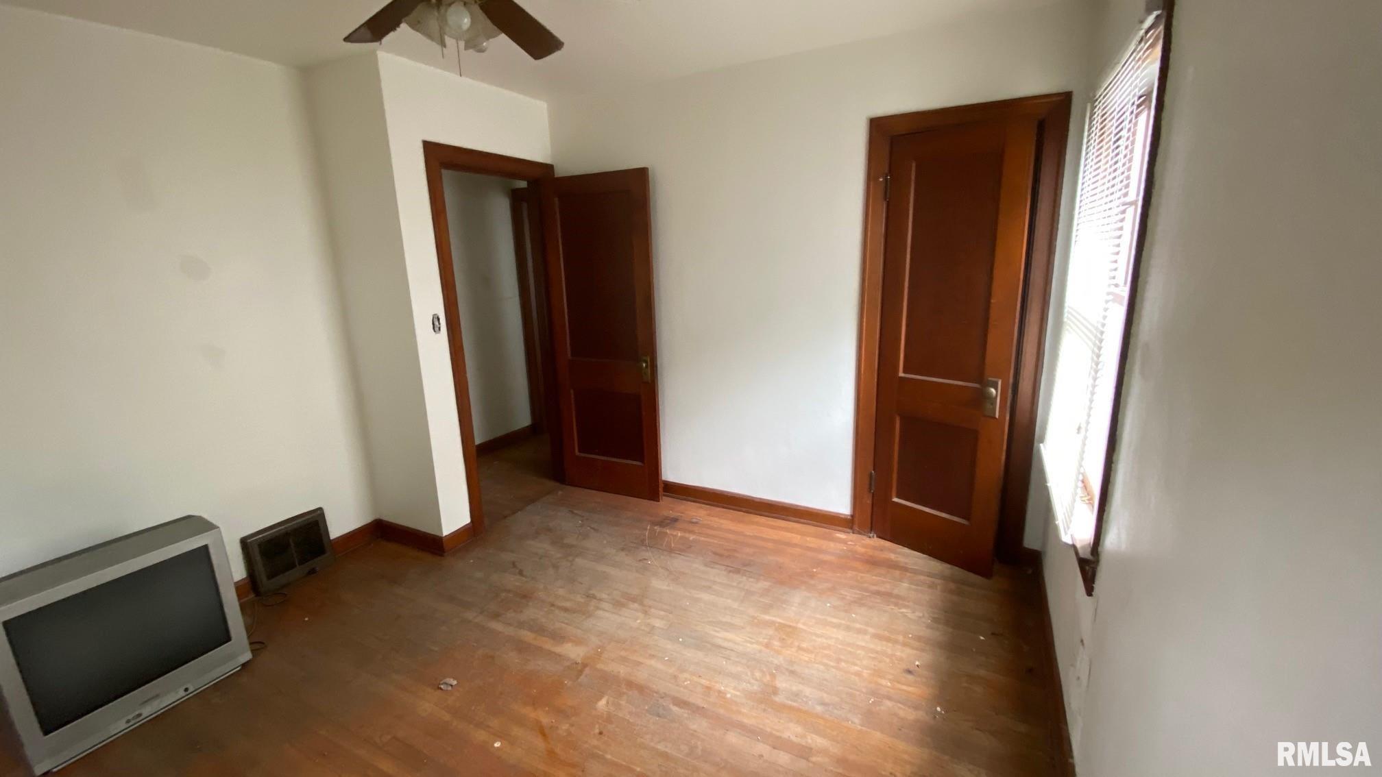 2912 South 3rd Street Springfield, IL 62703 - Photo 10 of 18